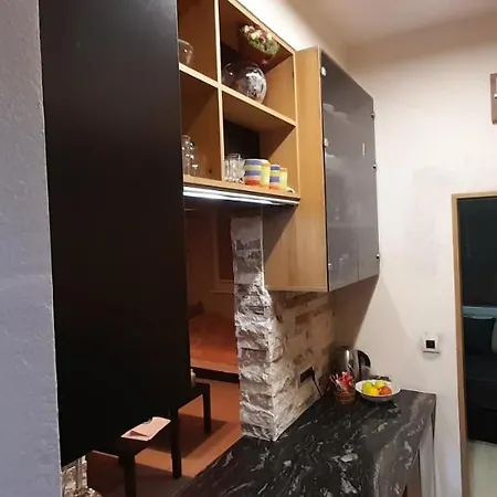 Nenov Apartment *